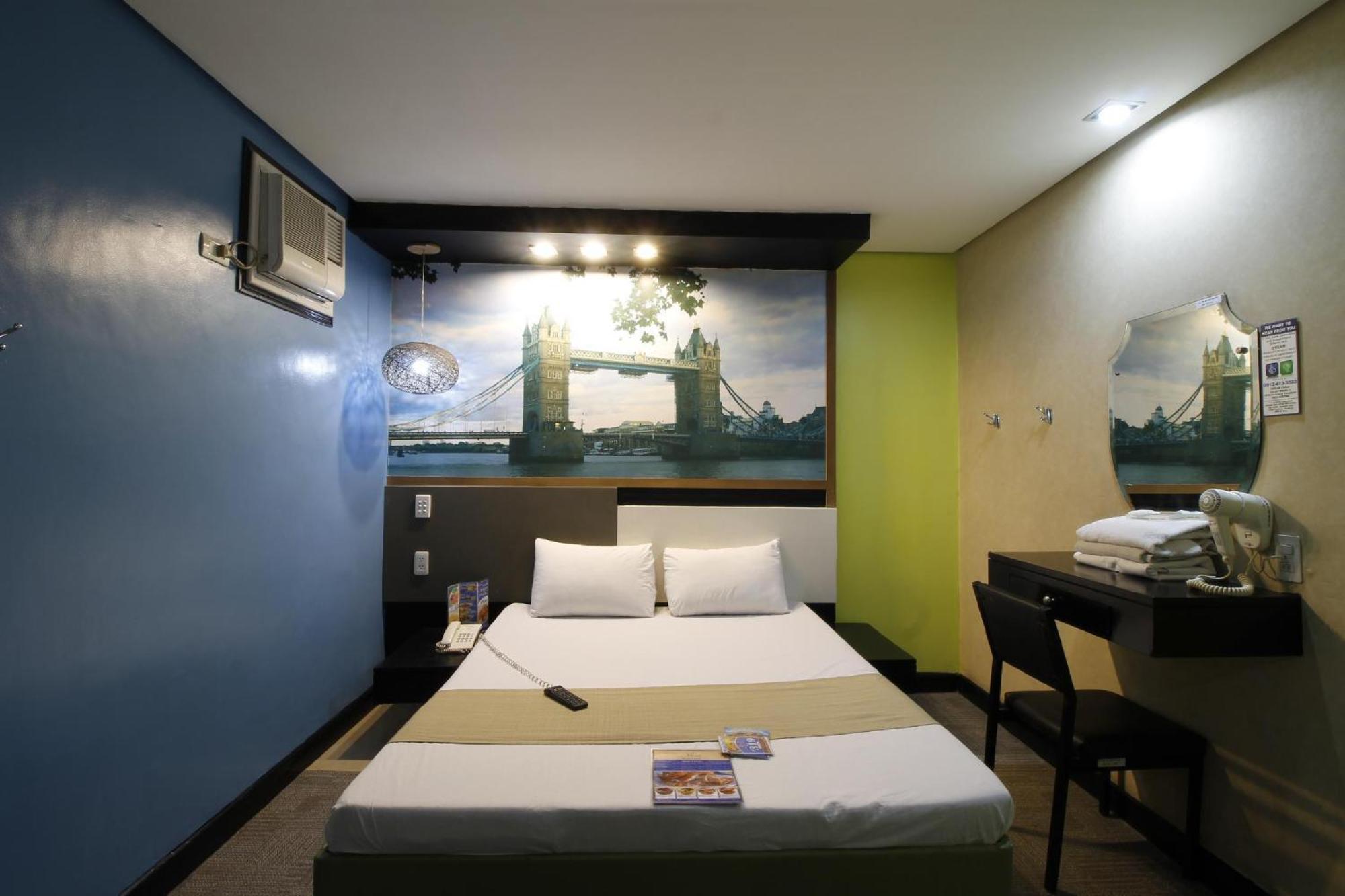 Hotel Dreamworld Araneta Cubao Extérieur photo